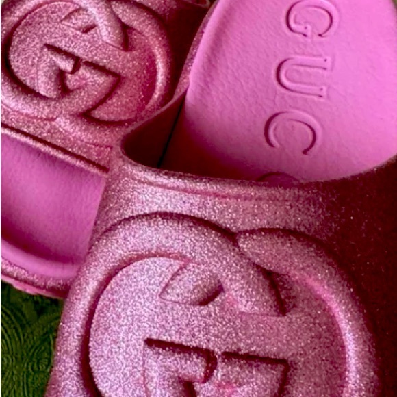 !!!SOLD!!!Gucci slides size 39 - never worn but no box - Picture 2 of 3